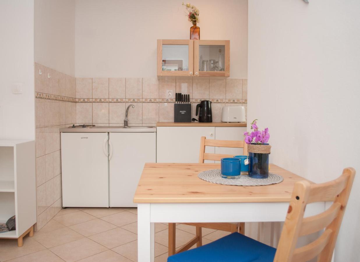 Apartments Dilk Vis Eksteriør billede